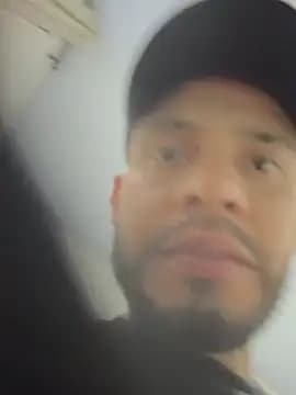 Elferjuan1310 live cam