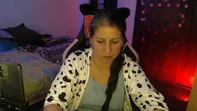 LucifernandaSw live cam