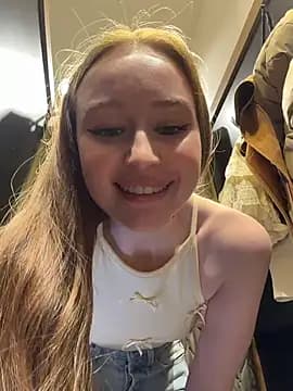 Mary_Sensory live cam