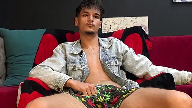 KevinnSpice live cam