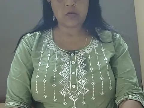 SweetRashii live cam