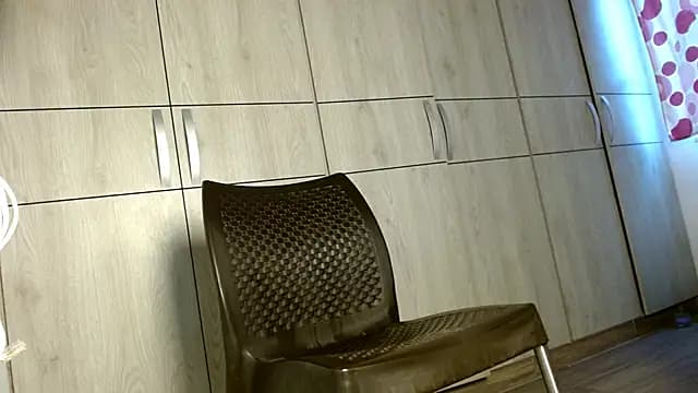 Muscle_Brown10 live cam