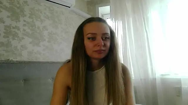 MysticGlimmer live cam