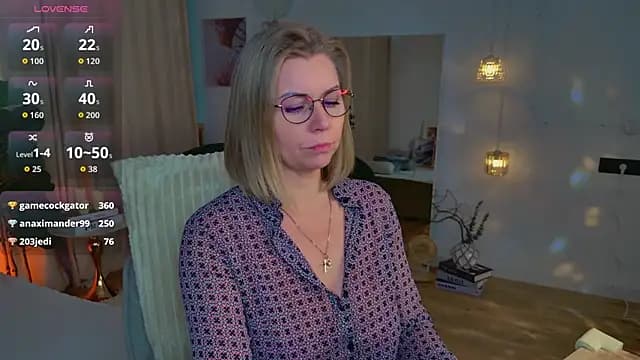 Annie_Light live cam