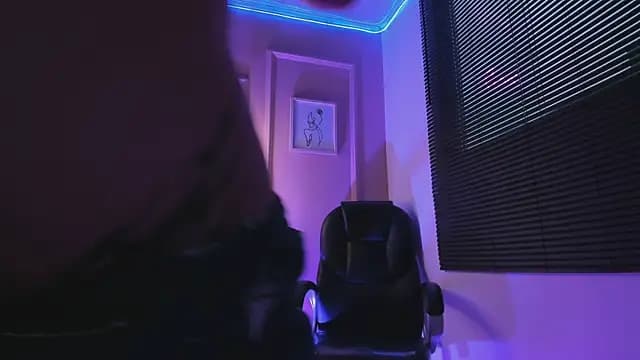 sofi_bakerr live cam on Stripchat