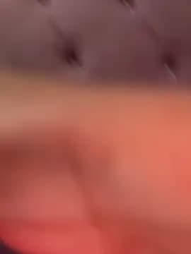 yelena_mutizz1 live cam