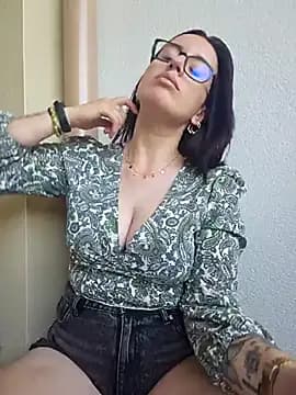 Lindsay_00off live cam