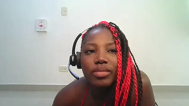 Ashaichious live cam