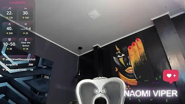 Naomii_Viper live cam