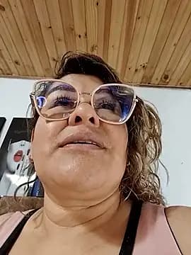 AlexxiaaMat live cam