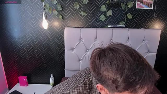 Thiago_Kozak live cam