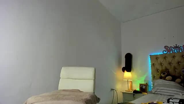 shantallhotxx live cam