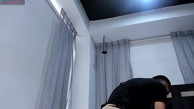 HunterHeat_ live cam