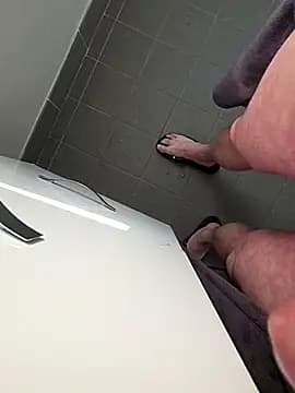 NuclearValue40 live cam