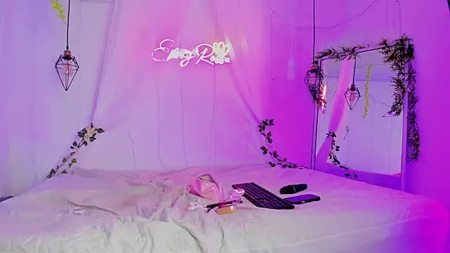 eimi_rosse18 live cam