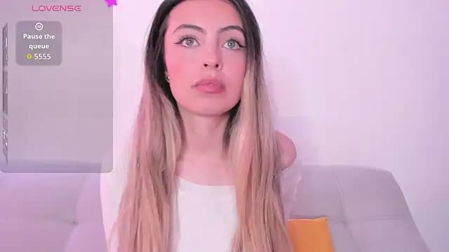 Fernanda_aaaa live cam