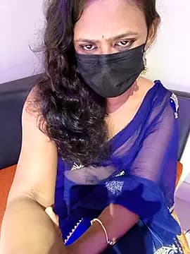 Lena_mahiyaa live cam