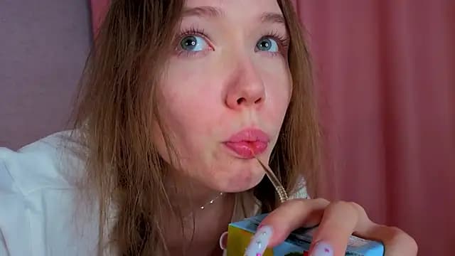 Pacific_Polly live cam