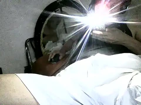 18cm2hrcarlos live cam