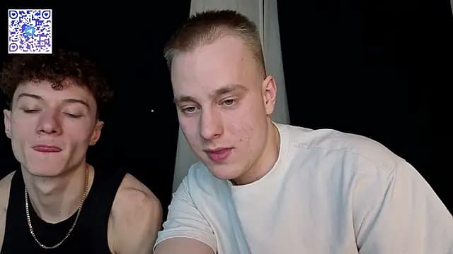 Kevin_Young_Cat live cam