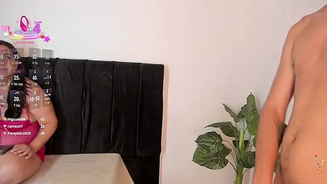 Maturecouple1 live cam