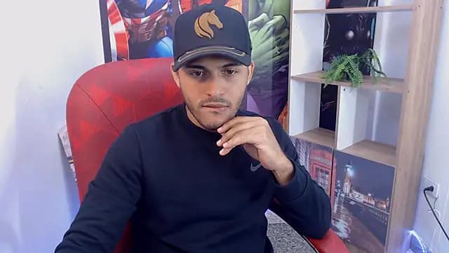 Derek_Storm_ live cam