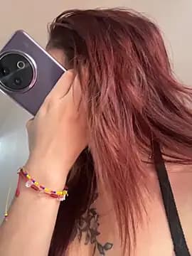 elodie_rouge live cam