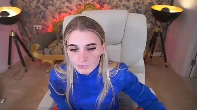 DiamondNina live cam on Stripchat