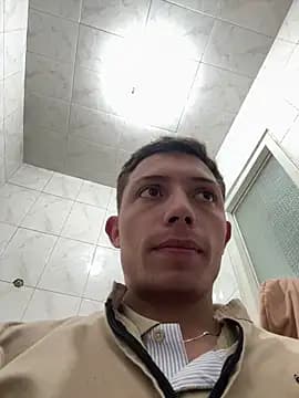 santiObrero live cam
