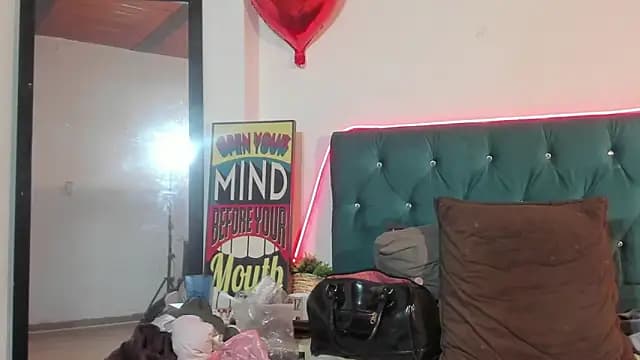 StefanyMiler live cam