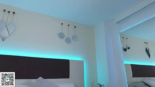 DanteeStone live cam