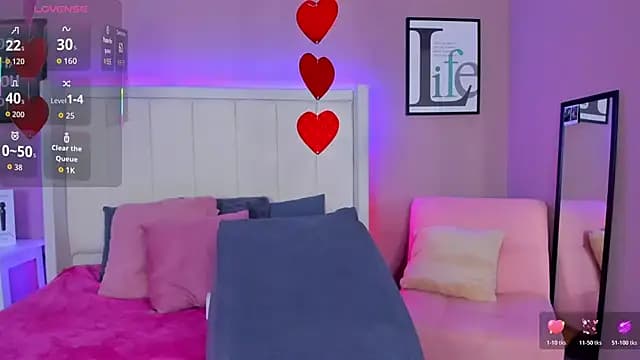 sarahyessica live cam