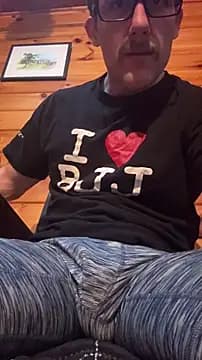 SillyDillyNewfie live cam