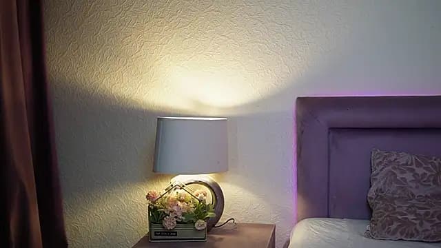 JoelleApril live cam