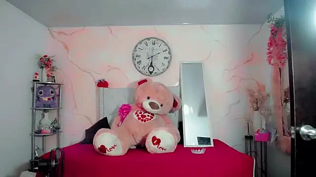 maria_camilacms live cam