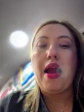 VIOLETA-25_ live cam