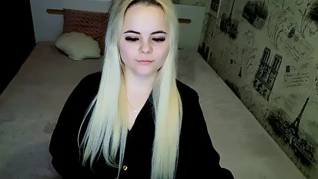 lovely-eyes live cam