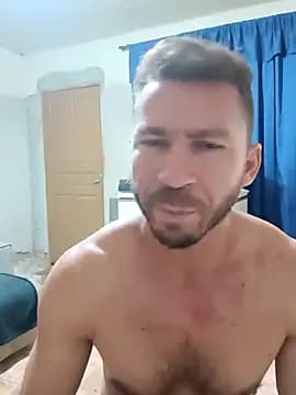 RobertoLuiz84 live cam