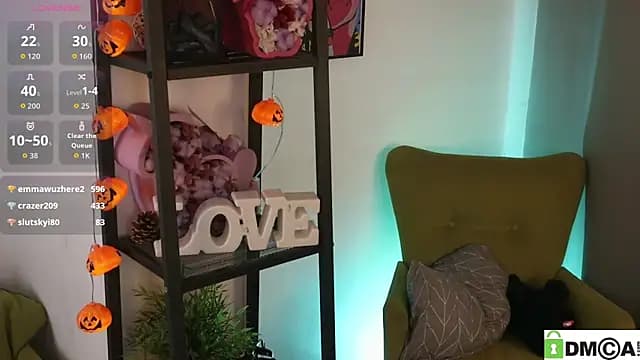 Sue_Sanders live cam