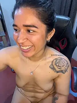 Minico25 live cam on Stripchat