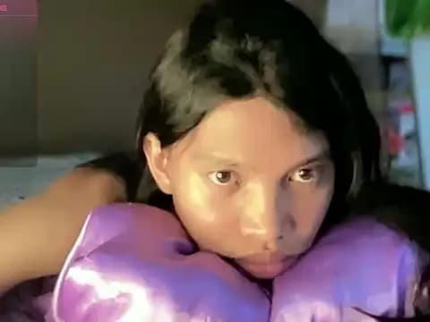 Yourgoddess_jayve live cam