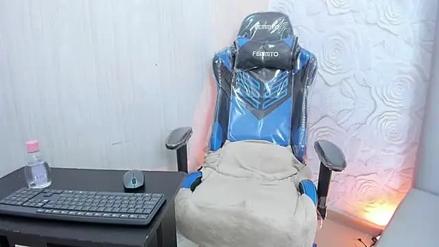 SlimLatino_ live cam