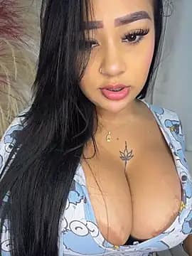 Luisa_Fernandaa live cam