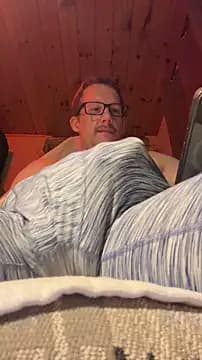 SillyDillyNewfie live cam