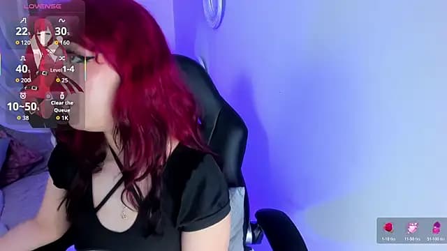 Leah_cherry live cam on Stripchat