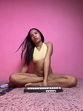 Gigi_Scott_ live cam