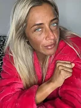 ScarlettGold_ live cam