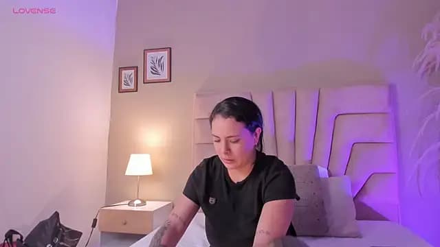 angelica_cross_ live cam