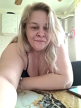 AriannaMilf live cam