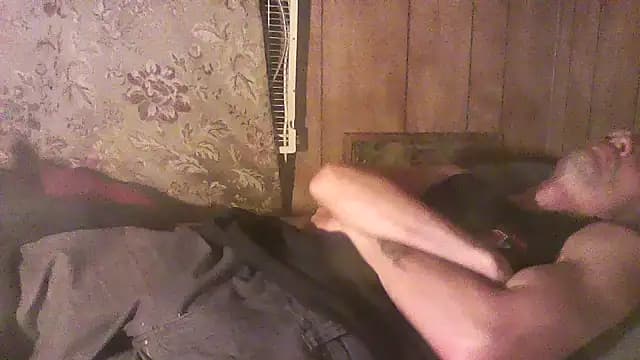 luke_thighwalker2469 live cam